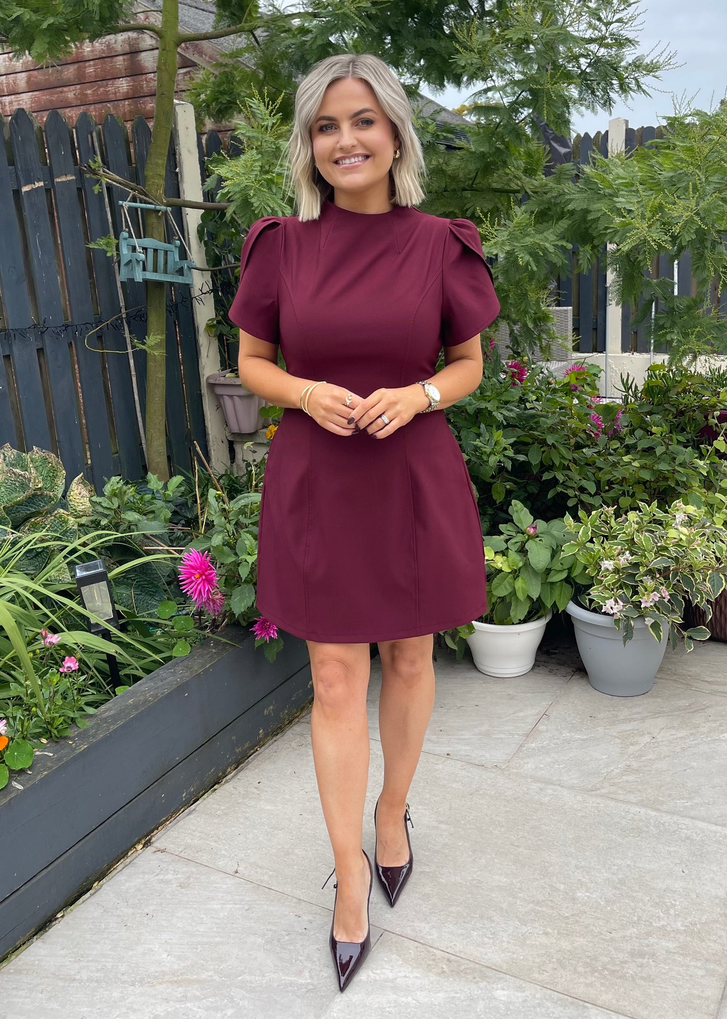 Belle Tulip Mini Burgundy