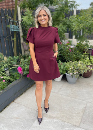 Belle Tulip Mini Burgundy