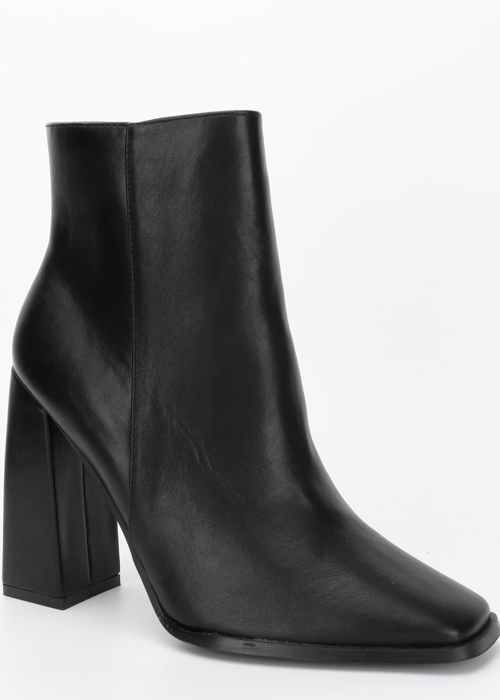 Black heeled Boots